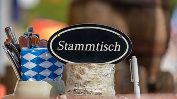 Stammtisch - Gäste-Zufriedenheit (fotolia / jrgn_flow)